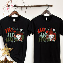 Įkelti vaizdą į galerijos rodinį, Universalūs Kalėdiniai marškinėliai šeimai Ho Ho Ho, XS-3XL