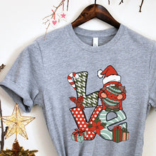 Įkelti vaizdą į galerijos rodinį, Moteriški šventiniai marškinėliai LOVE, S-3XL