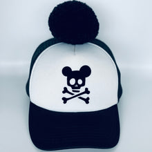 Įkelti vaizdą į galerijos rodinį, Kepurė vasarai KAUKOLIUKAS su dideliu juodu bumbulu