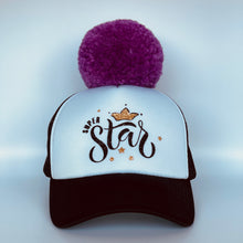 Įkelti vaizdą į galerijos rodinį, Juoda kepurė SUPER STAR su dideliu bumbulu