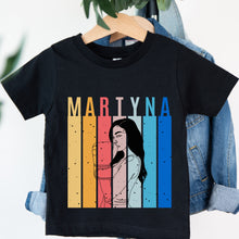 Įkelti vaizdą į galerijos rodinį, Marškinėliai boksininkei su VARDU