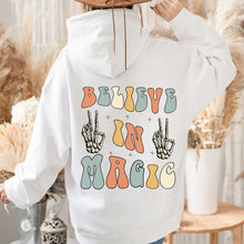 Įkelti vaizdą į galerijos rodinį, Universalus džemperis "Believe in Magic", S-3XL
