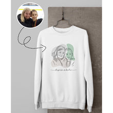 Įkelti vaizdą į galerijos rodinį, Asmeninis džemperis su perpiešta nuotrauka