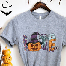 Įkelti vaizdą į galerijos rodinį, Universalūs Helovino marškinėliai LOVE, S-3XL