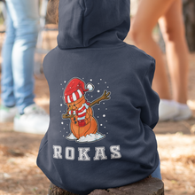 Įkelti vaizdą į galerijos rodinį, Linksmas vaikiškas Kalėdinis džemperis su gobtuvu ir VARDU, 4-12 metų