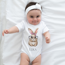 Įkelti vaizdą į galerijos rodinį, Kūdikio bodžiukas / smėlinukas su VARDU 3-24 mėn.