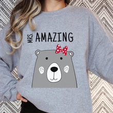 Įkelti vaizdą į galerijos rodinį, Moteriškas džemperis "Mrs. AMAZING", S-3XL