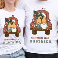 Lade das Bild in den Galerie-Viewer, Universalūs kalėdiniai marškinėliai poroms &quot;Pristatome gerą nuotaiką&quot;, XS-3XL
