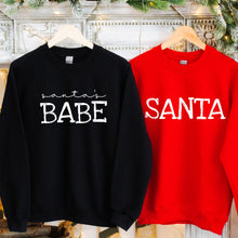 Cargar imagen en el visor de la galería, Universalus eko džemperis Santa&#39;s BABE, S-2XL
