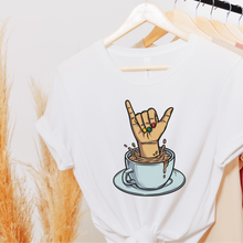 Load image into Gallery viewer, Moteriški marškinėliai &quot;Kava&quot; su Lietuvos atributika, XS-2XL
