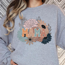 Load image into Gallery viewer, Pilkas džemperis Mamai su gėlėmis. Pastelinių spalvų, su užrašu MAMA. 
